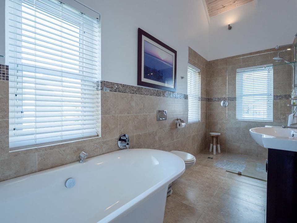 Bathroom, Bath