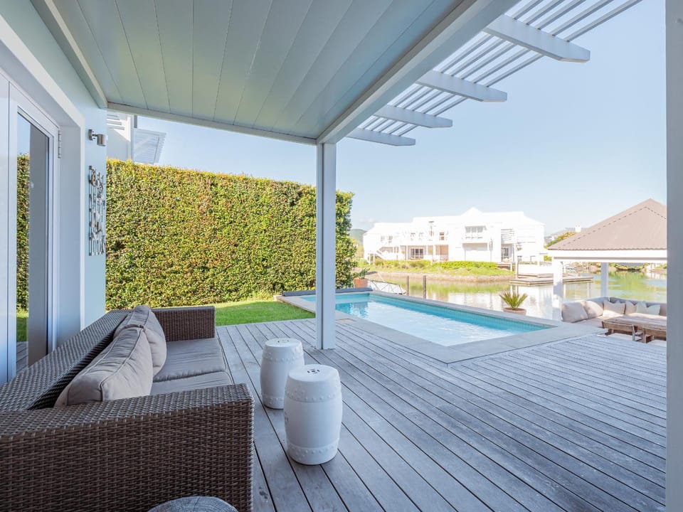 Patio, Balcony/Terrace, Seating area, Pool view, Swimming pool