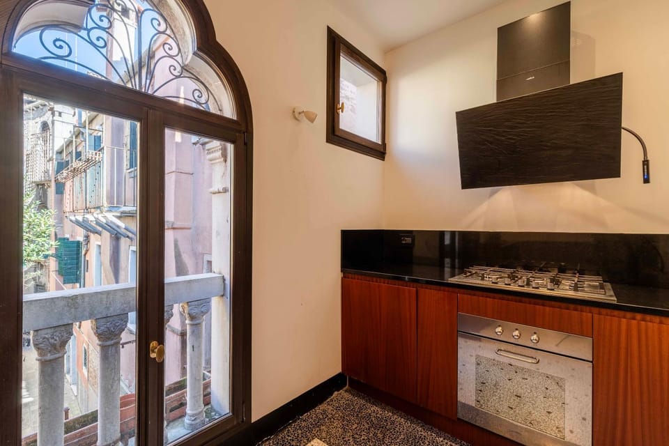 TV and multimedia, Kitchen or kitchenette, pet friendly, stove