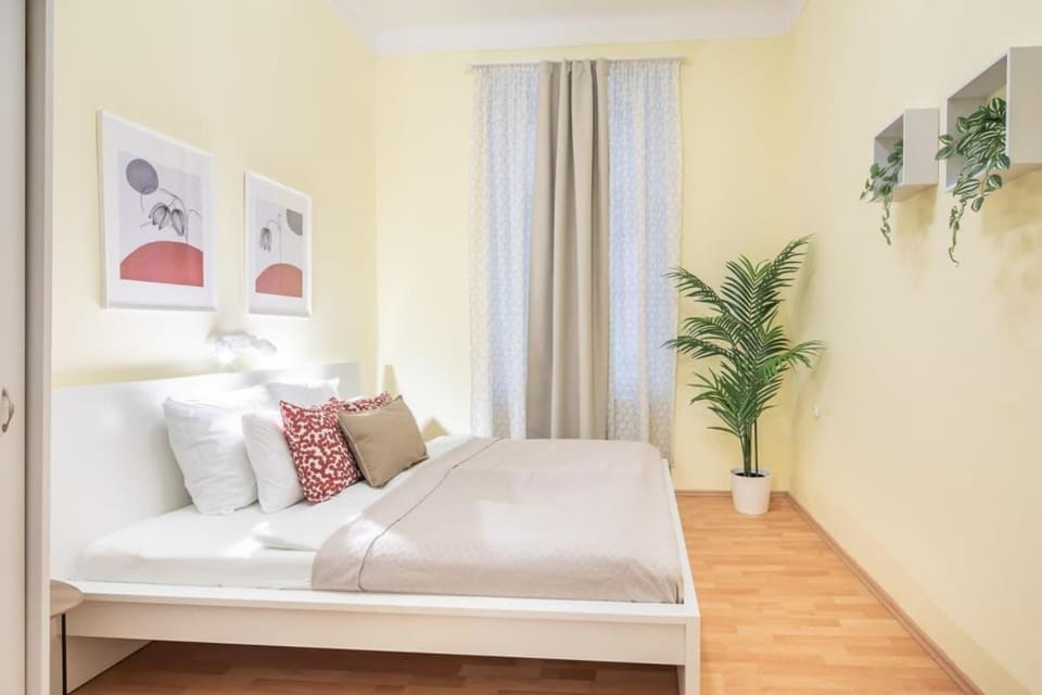 Central - NEW - AirCon - Comfy Apartment in Budapest