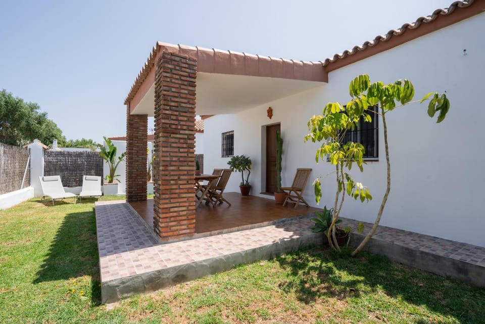 Los jardines de Zahora C02 House in Zahora