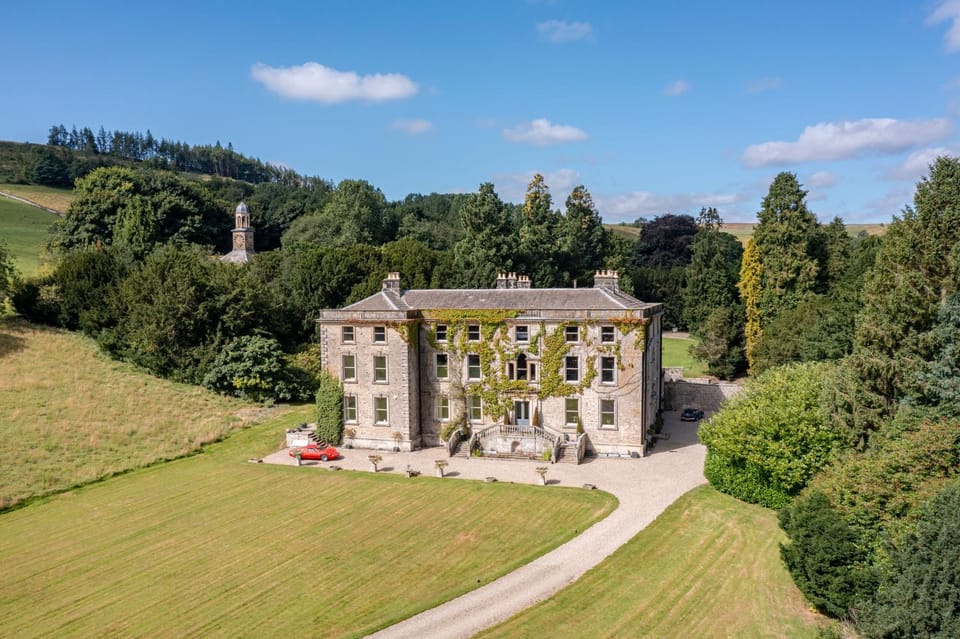 Property building, Natural landscape, Garden view, Landmark view