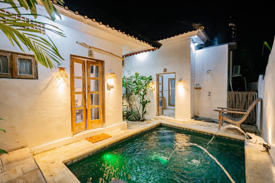 Night, Coffee/tea facilities, Pool view, Swimming pool, Swimming pool