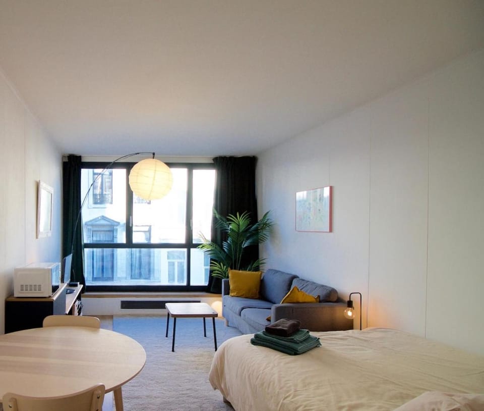 Brand new & cosy - Louise & Stéphanie area Apartment in Saint-Gilles