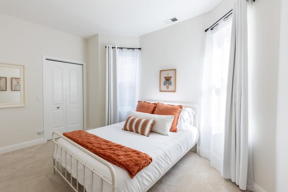 Bed, Bedroom