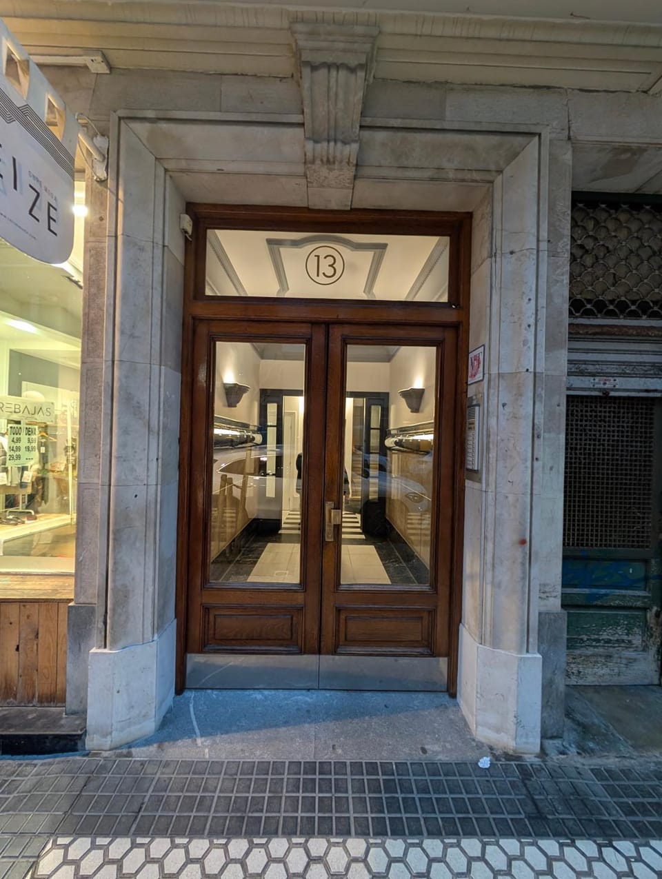Facade/entrance