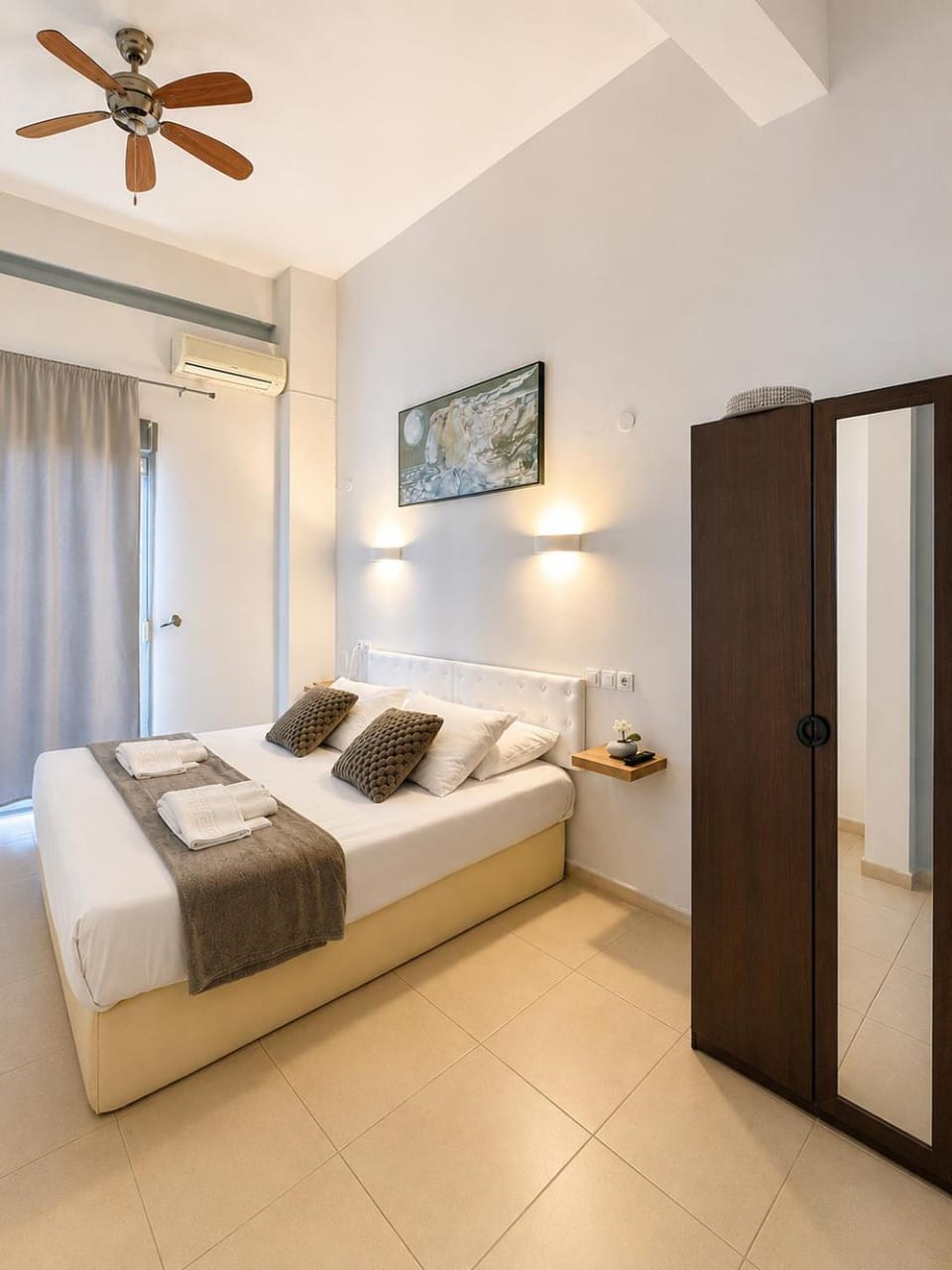 Beachfront Paradise Studio Apartment in Pieria, Greece
