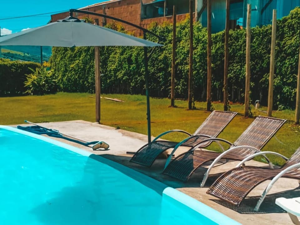 Swimming pool, sunbed