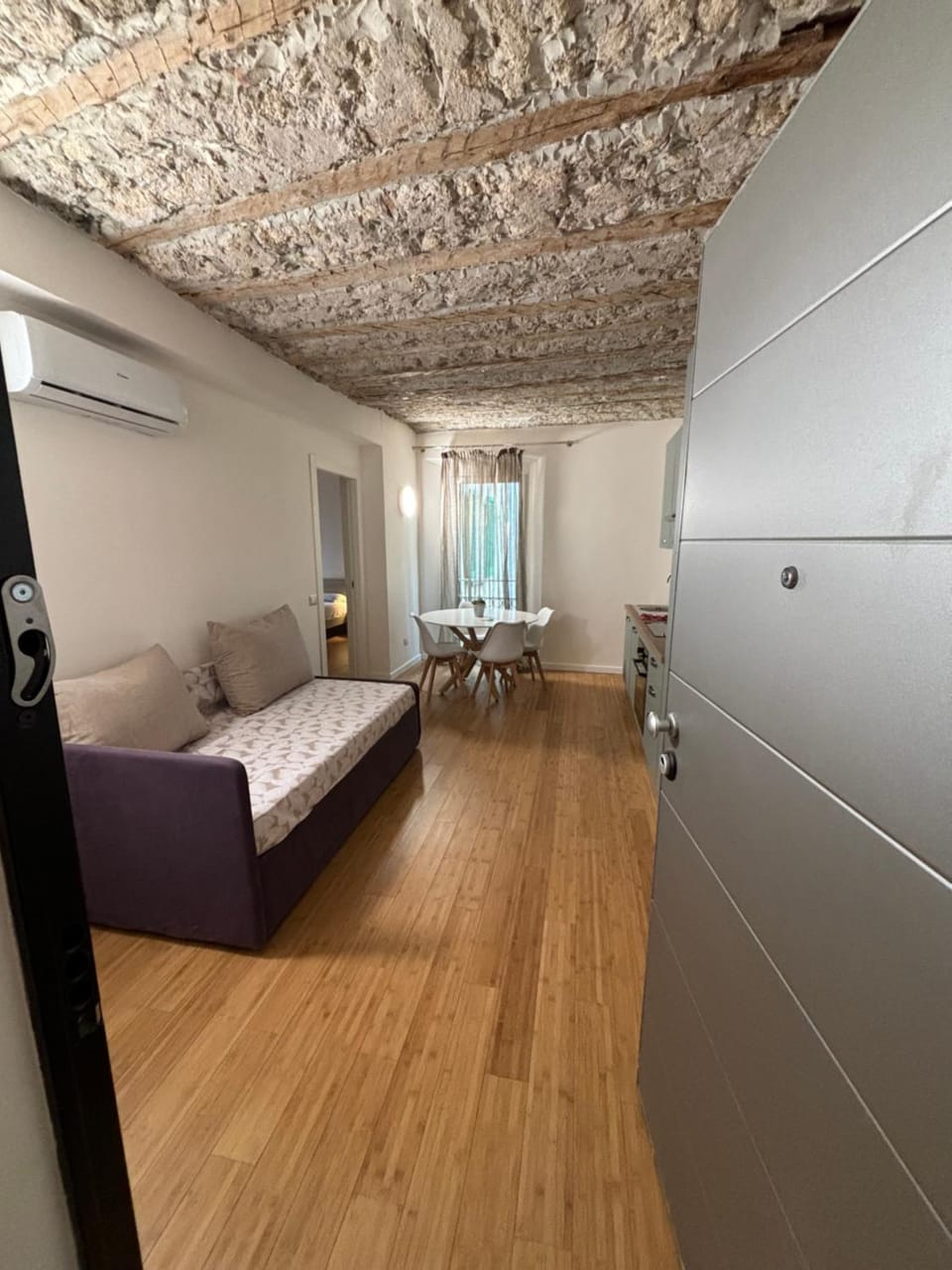 Mares Lake Apartment in Province of Lecco