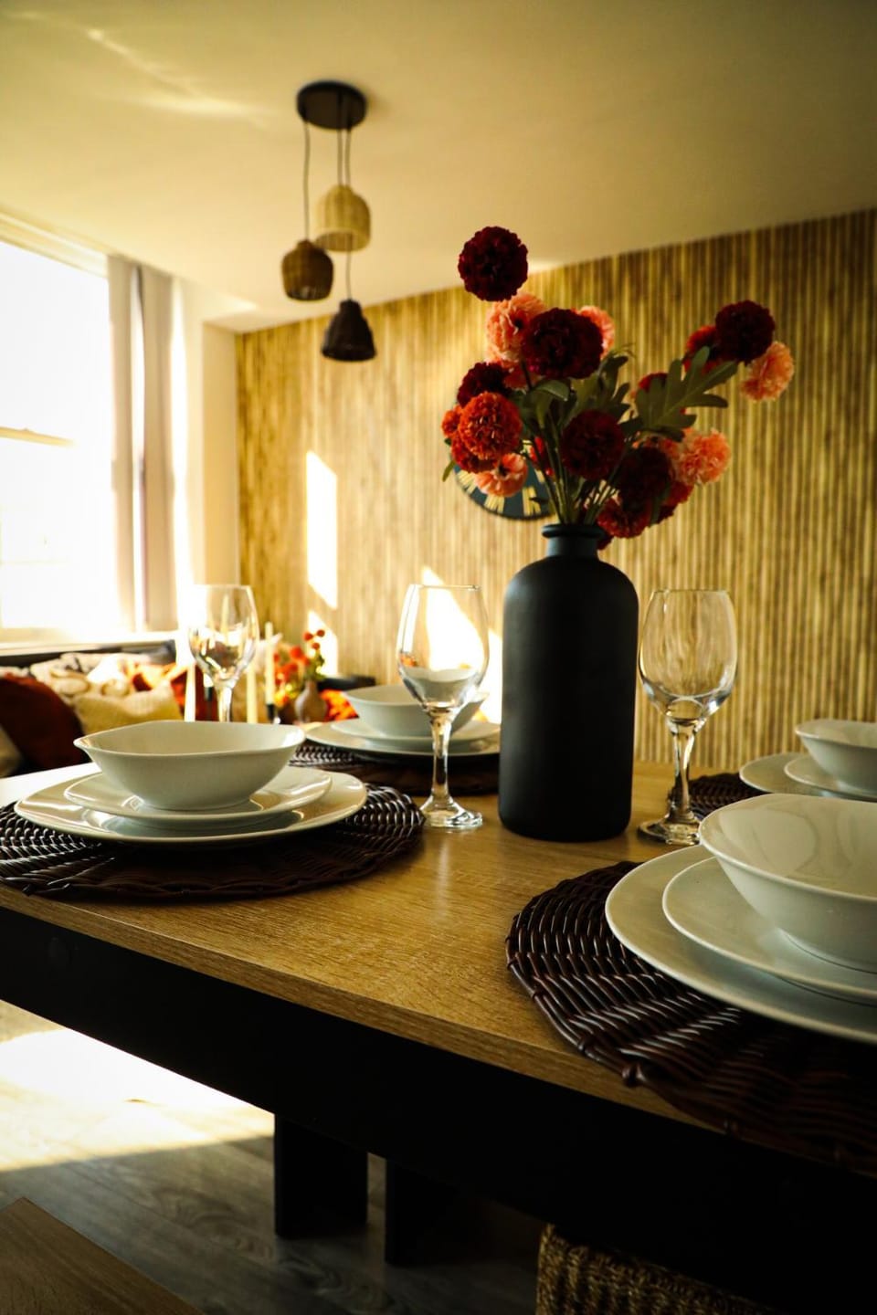 Food and drinks, Dining area