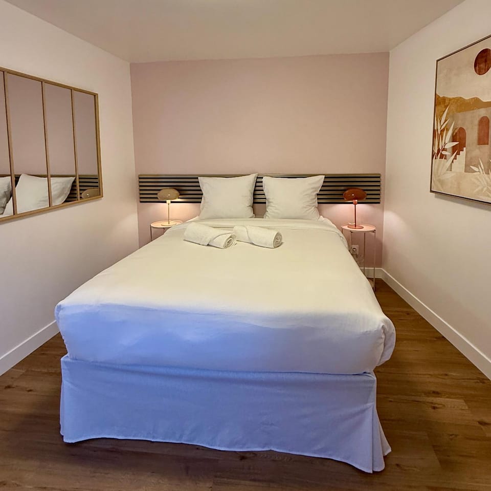 Nancy-Place, P10, Cosy & Clim-Gare-chambre Apartment in Nancy