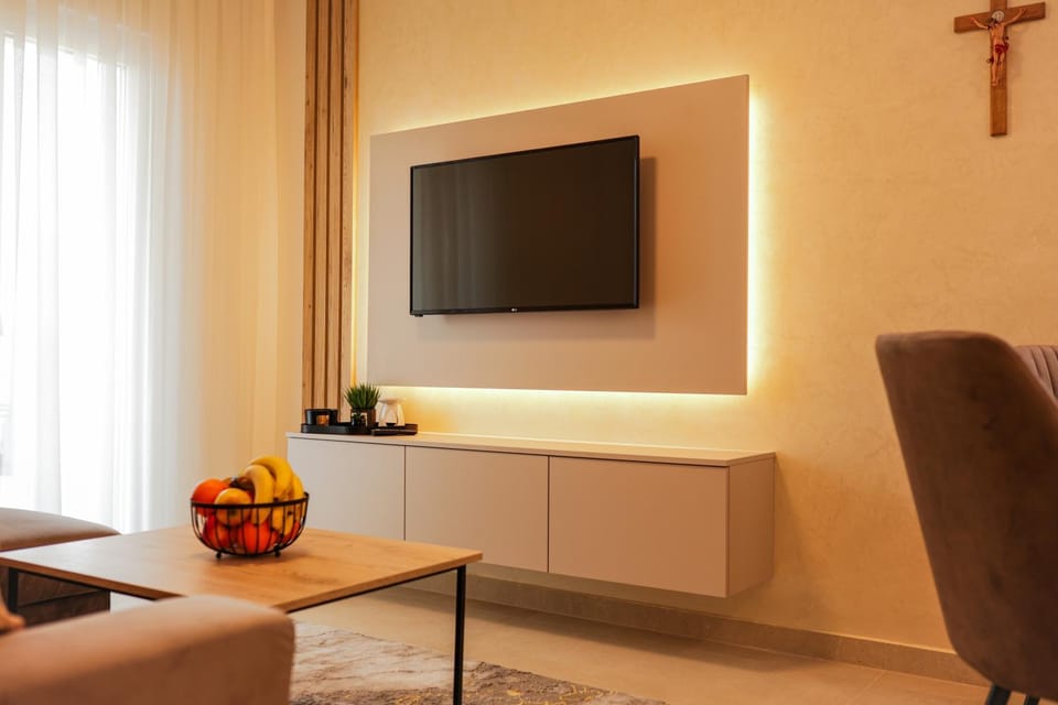 TV and multimedia, Living room, Seating area