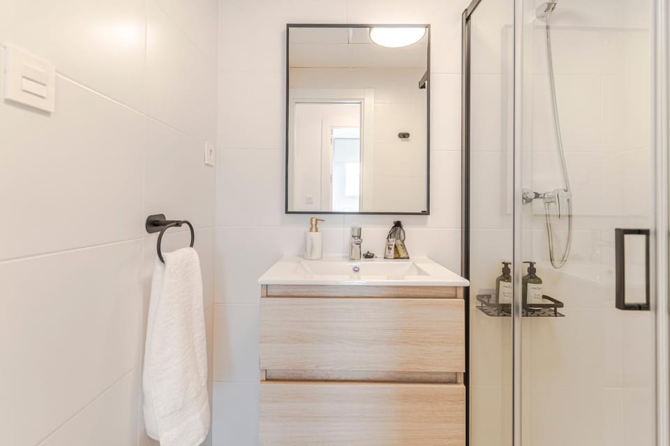 Shower, Bathroom