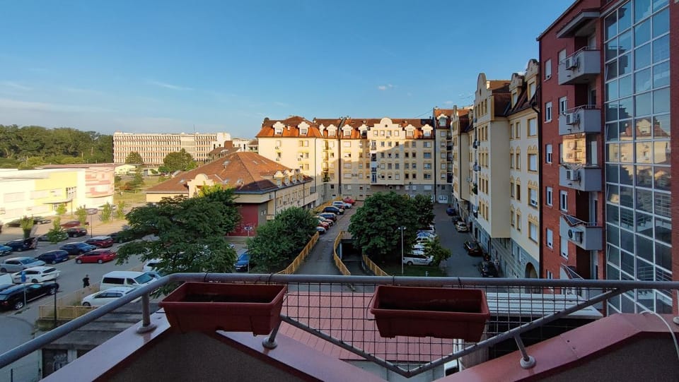 Property building, Neighbourhood, City view, Street view, Parking