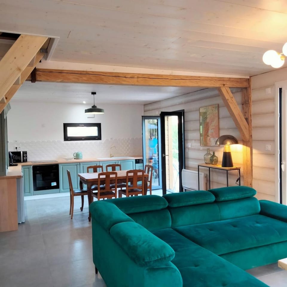 Le bain nordique du lynx boréal Chalet in Jura