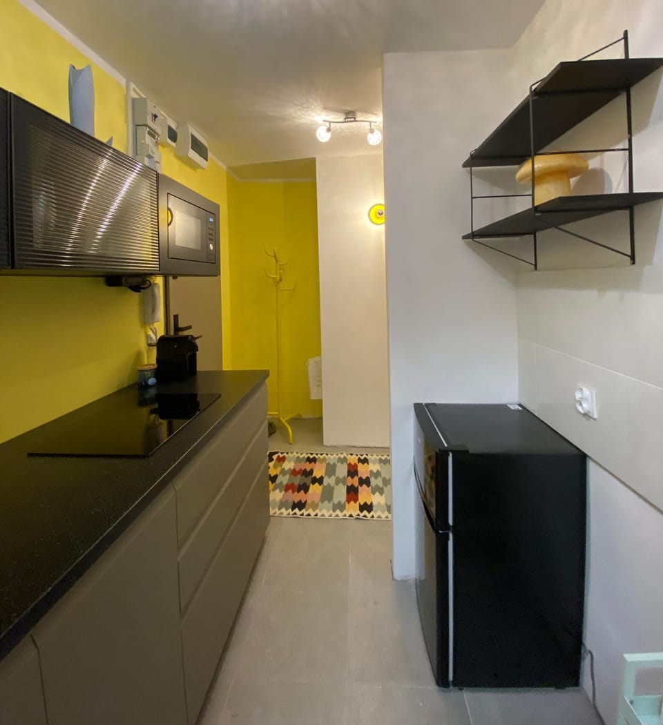 Kitchen or kitchenette, stove