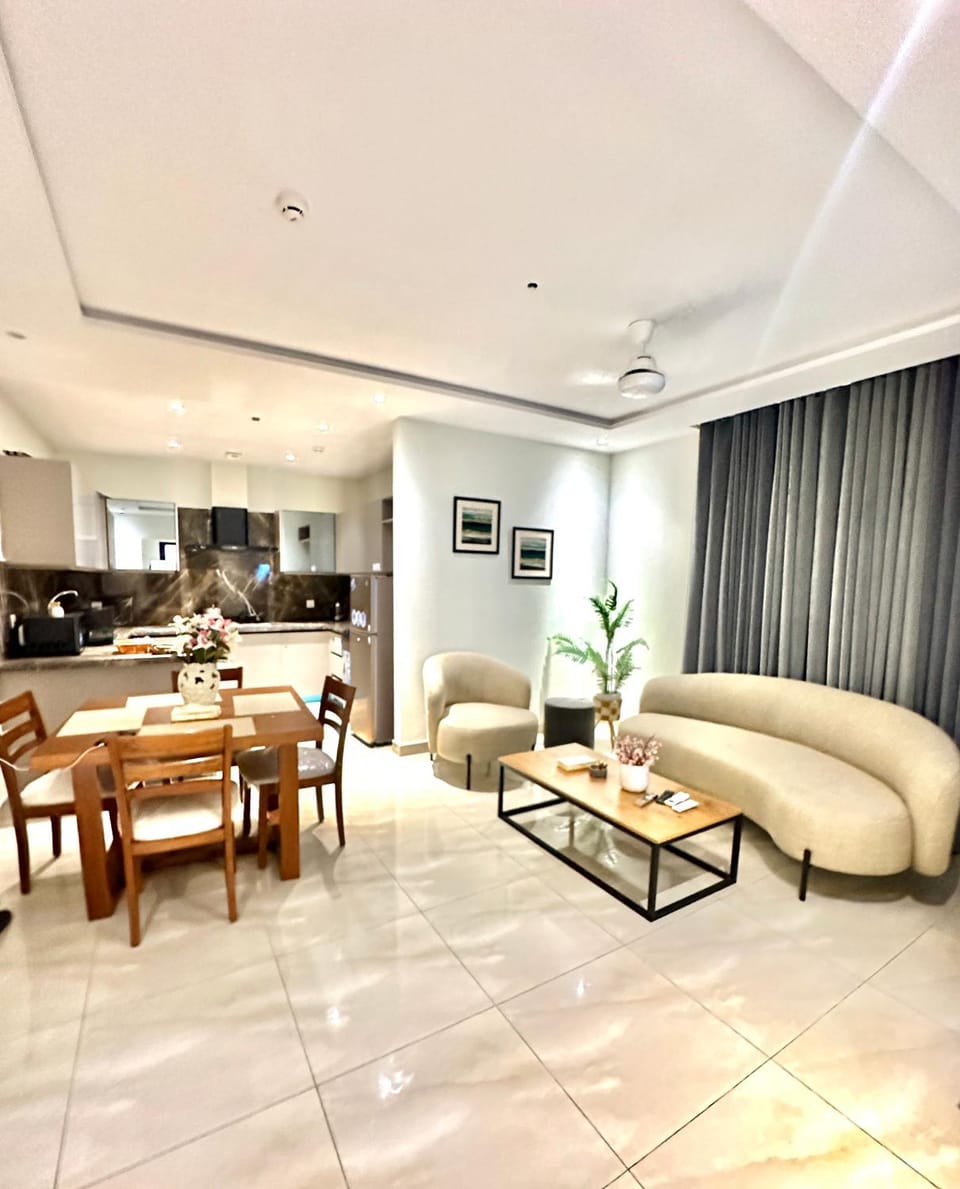 Zameen Aurum Luxury Apartments Gulberg 3 Mirhaa homes -1 Apartment in Lahore