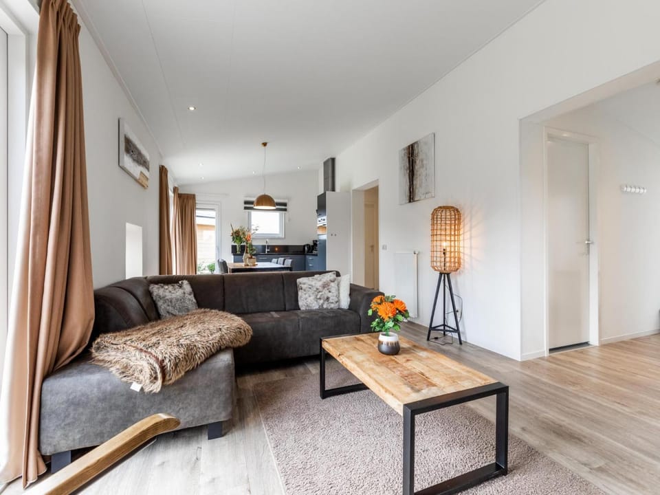 Living room, Other