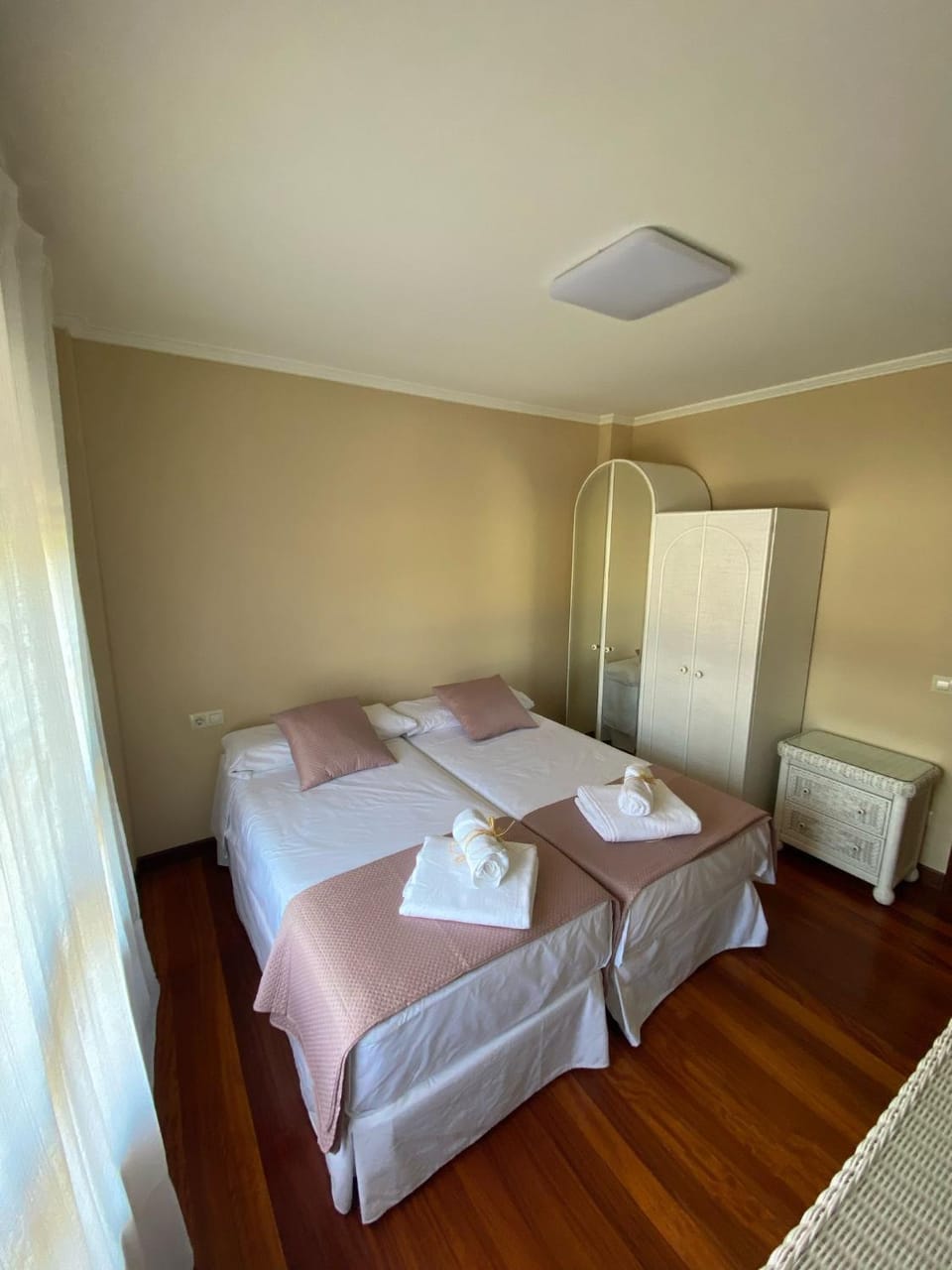 Bed, Photo of the whole room, Bedroom, towels, wardrobe