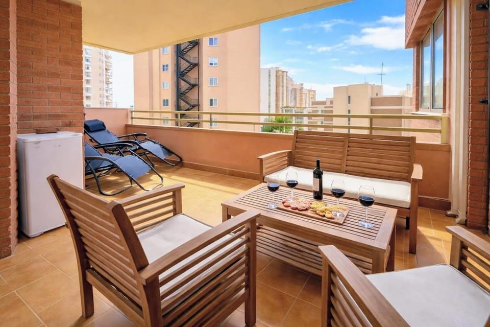 Apartamento con piscina en Benidorm Apartment in Benidorm