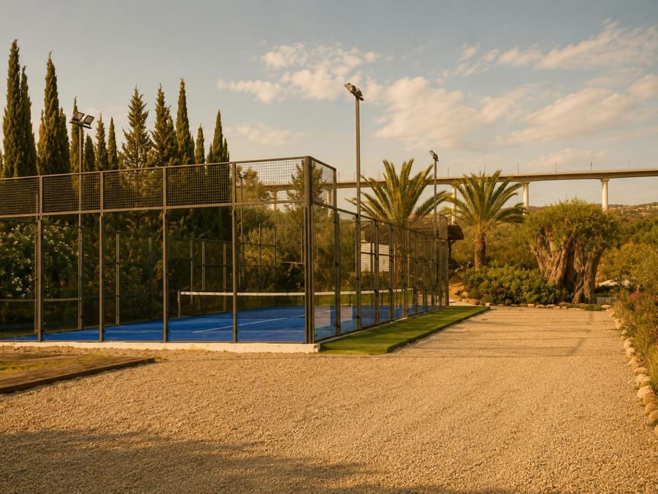 Tennis court