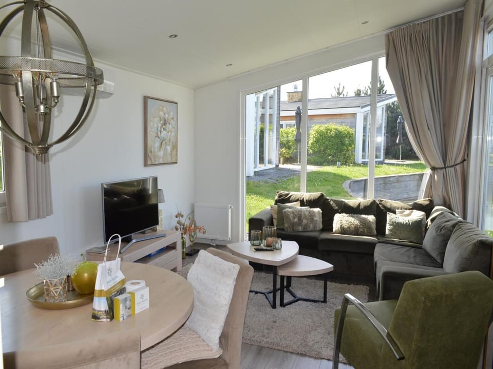 Living room, Other