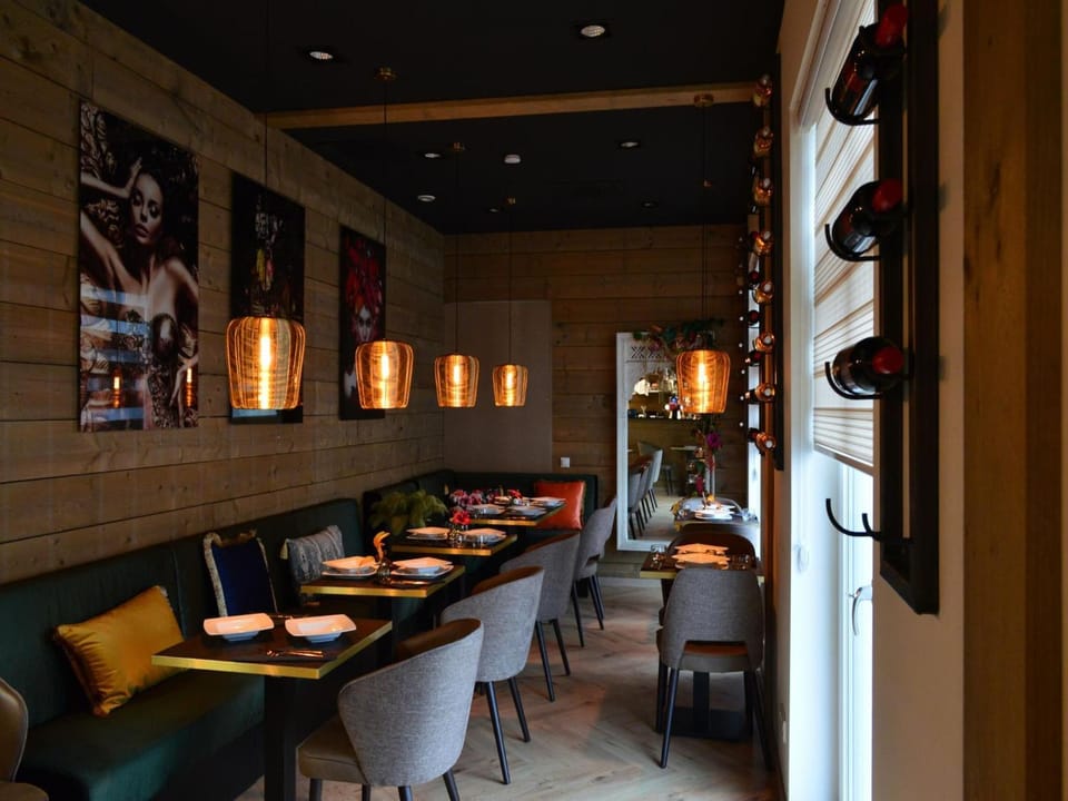 Other, Dining area
