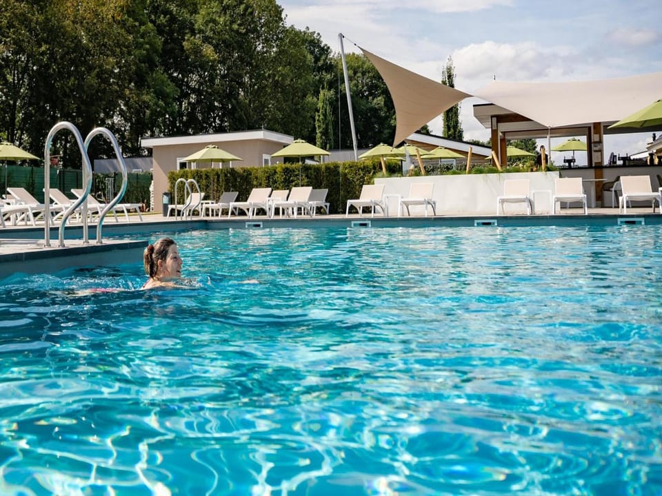 Other, Swimming pool