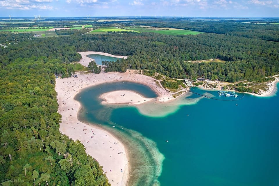 Nearby landmark, Natural landscape, Beach, Lake view