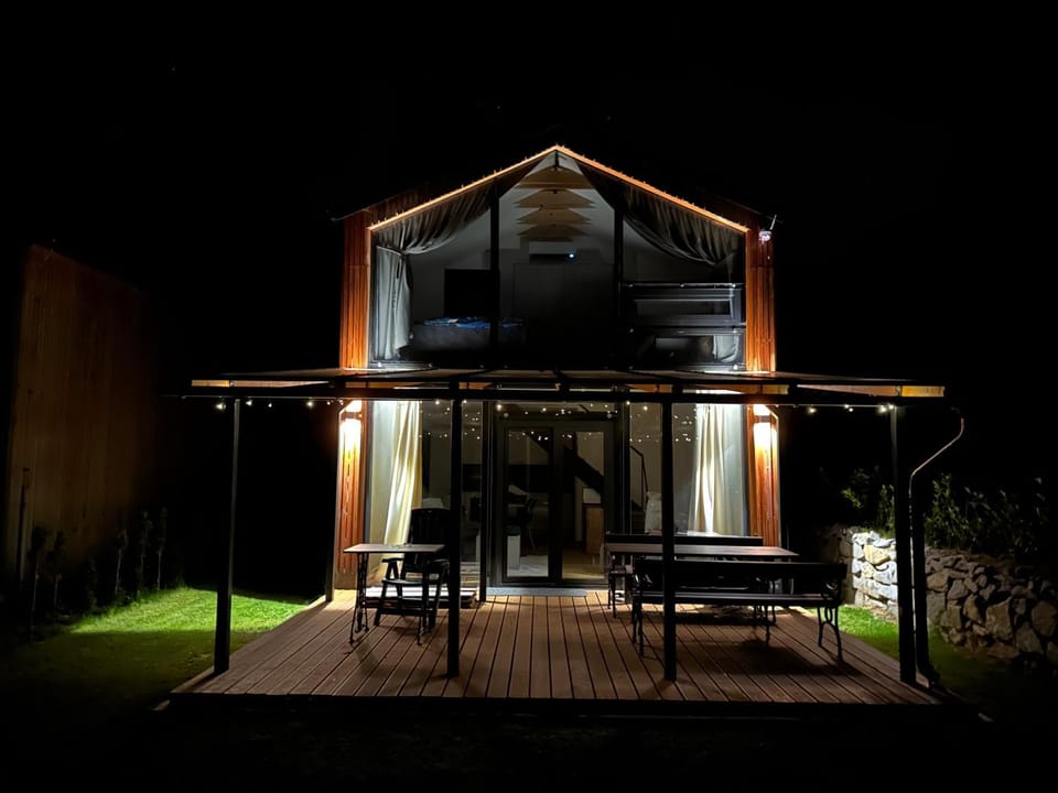 Property building, Night