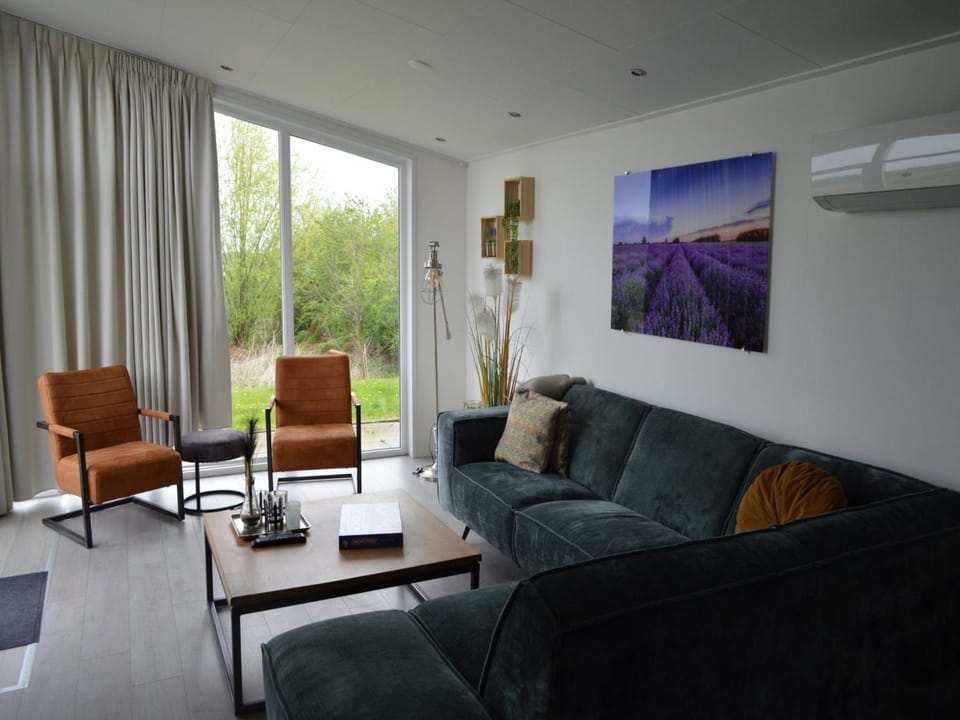 Living room, Other