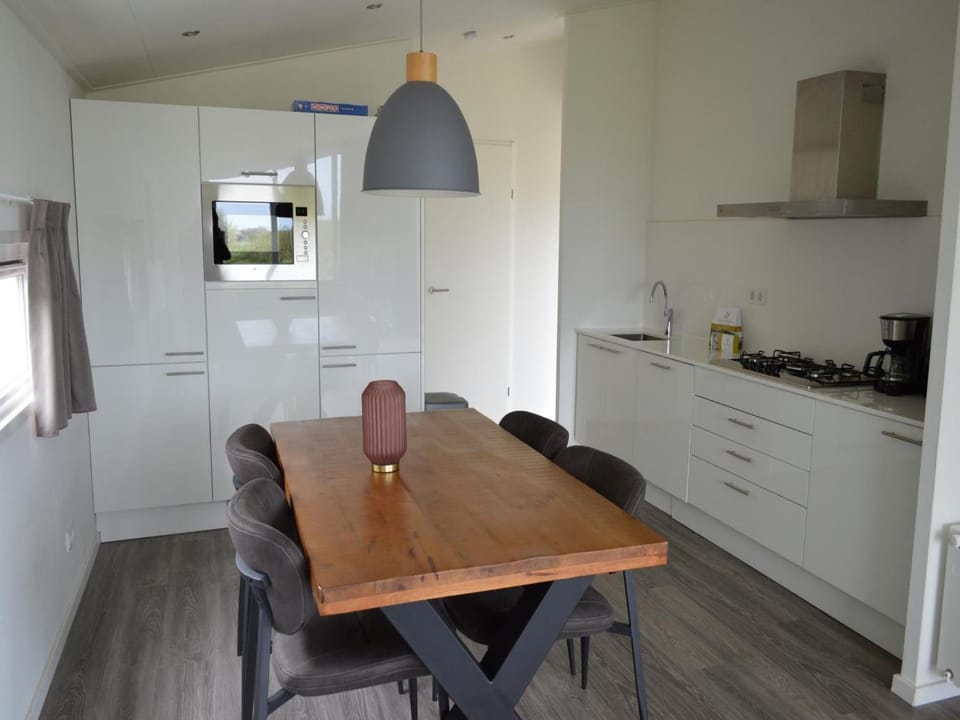 Kitchen or kitchenette, Other