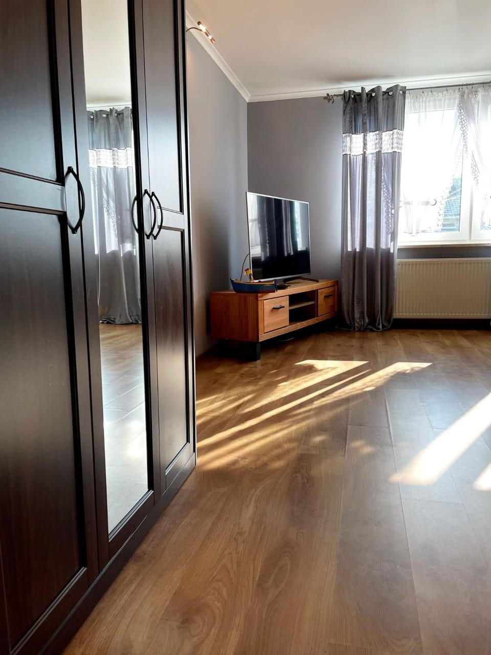 Communal lounge/ TV room, TV and multimedia, Evening entertainment, wardrobe