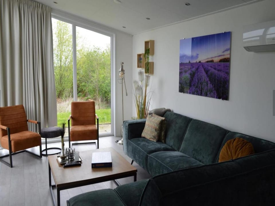 Living room, Other