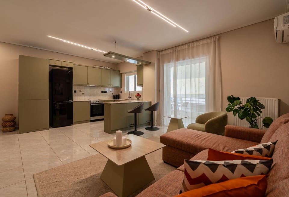 Kitchen or kitchenette, Living room, Seating area, oven, air conditioner