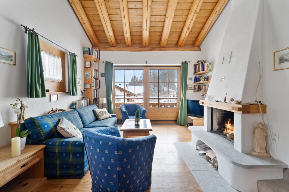 Luxury Chalet St Moritz with View - 4 Bedrooms Apartment in Canton of Grisons