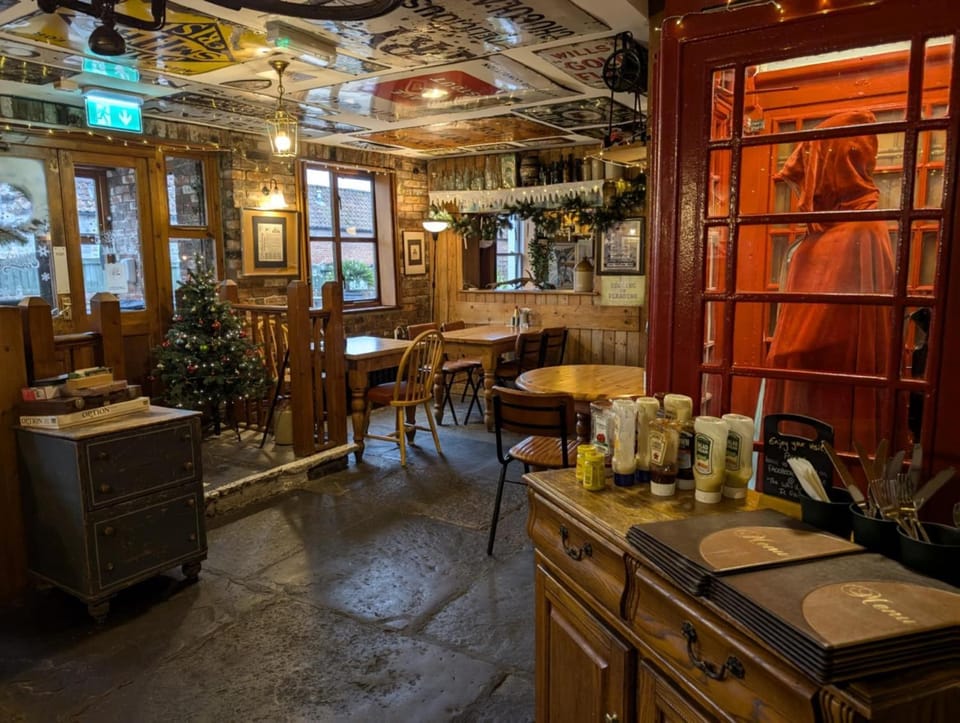 Lounge or bar