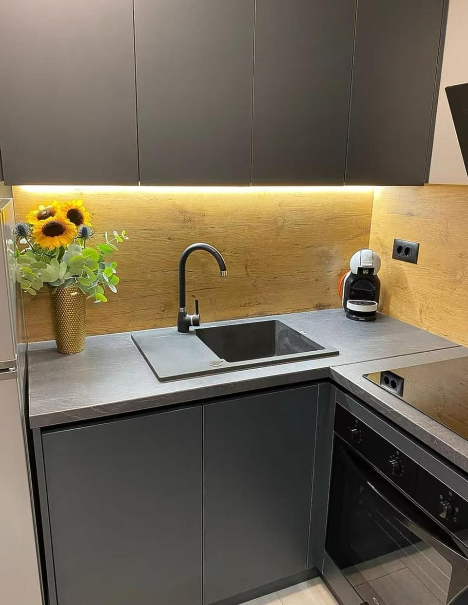 Kitchen or kitchenette, stove