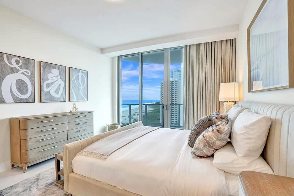 Luxury Ocean View 2BR House in Riviera Beach