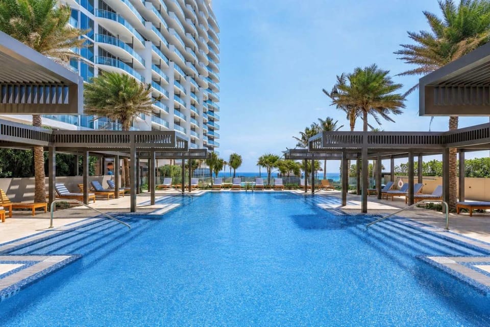Luxury Ocean View 2BR House in Riviera Beach