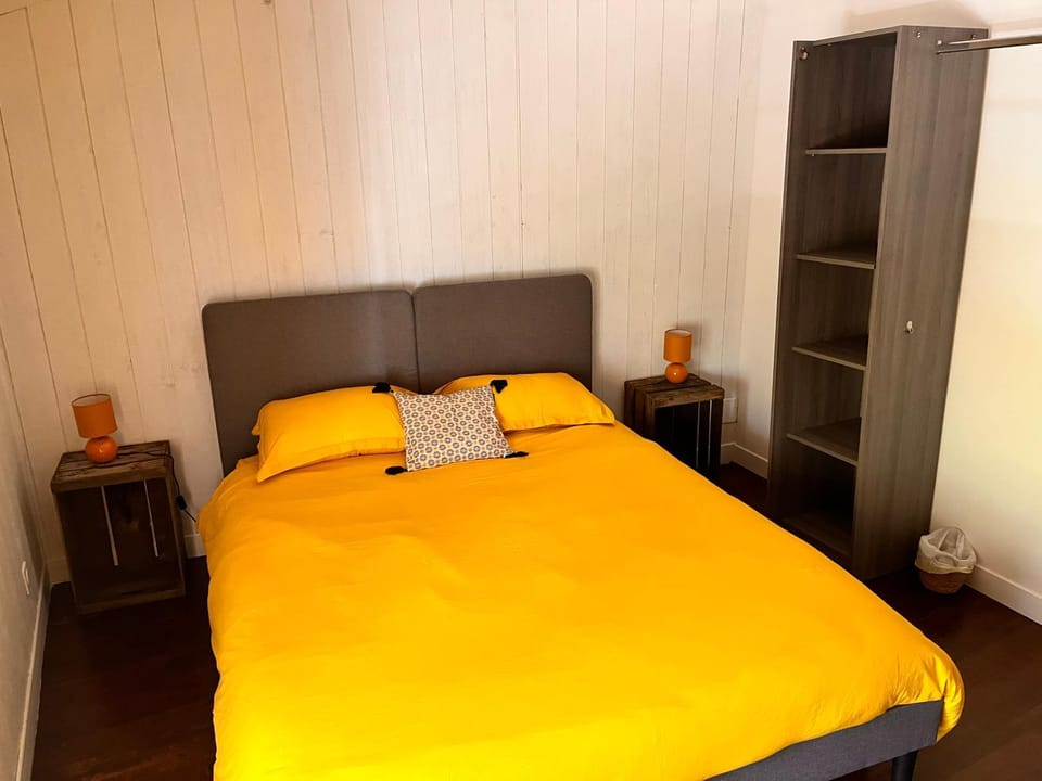 Bed, Bedroom, wardrobe