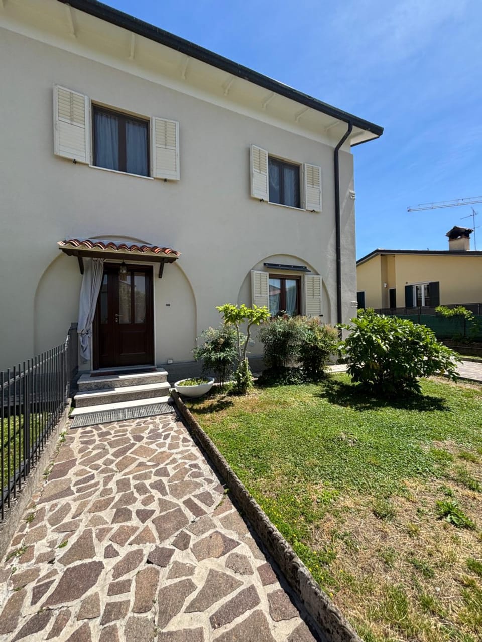 Property building, Garden, Garden view