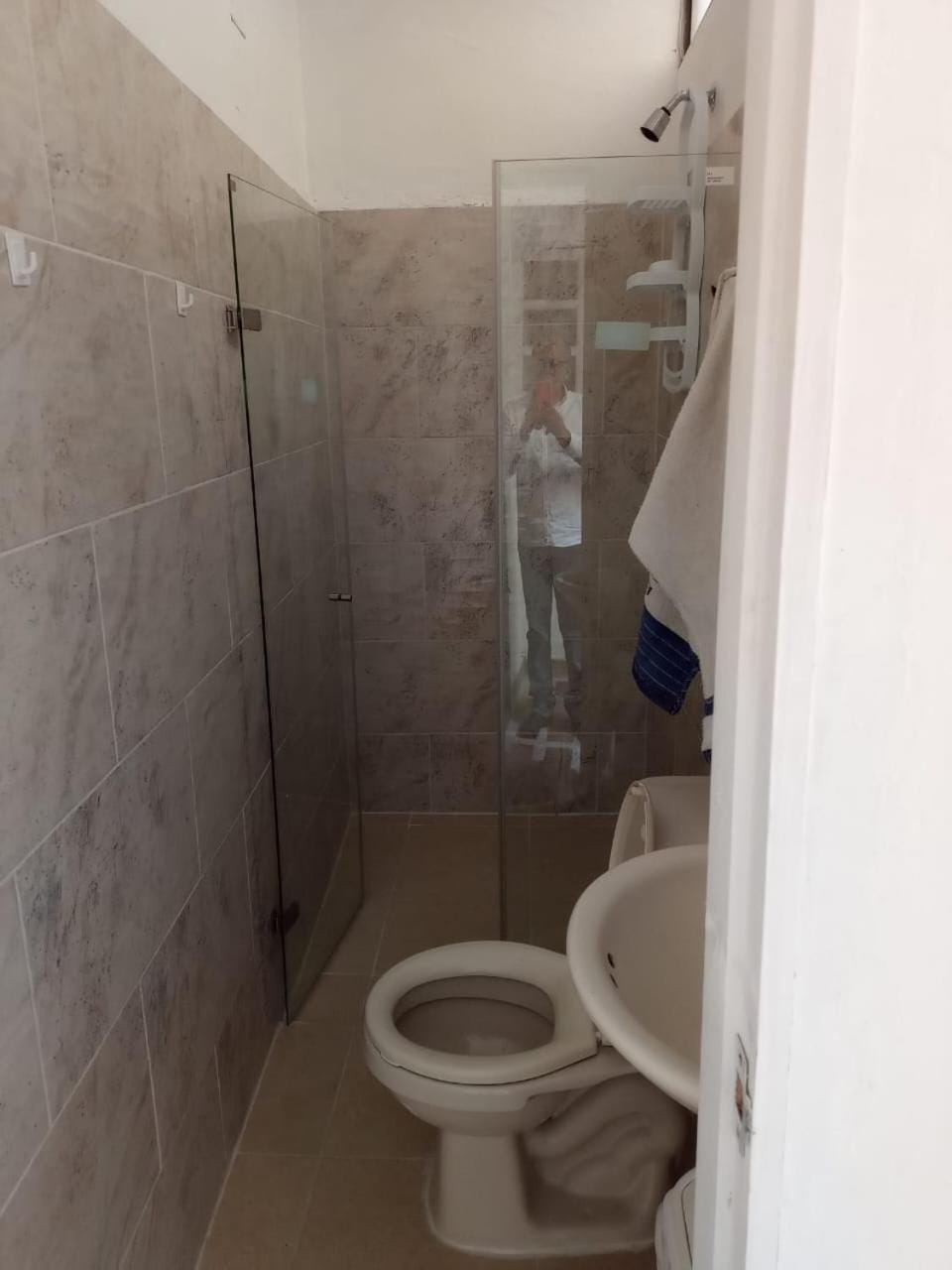 Shower, Toilet, Bathroom, bidet