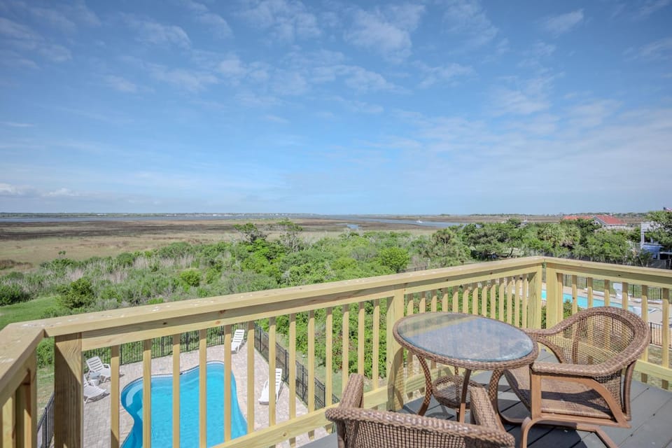 Lilys Pad House in Caswell Beach