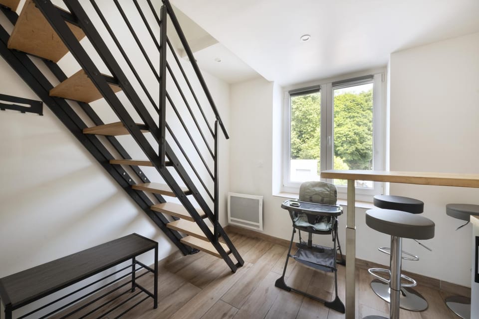 Duplex rénové parking gratuit Lyon 9 Apartment in Lyon