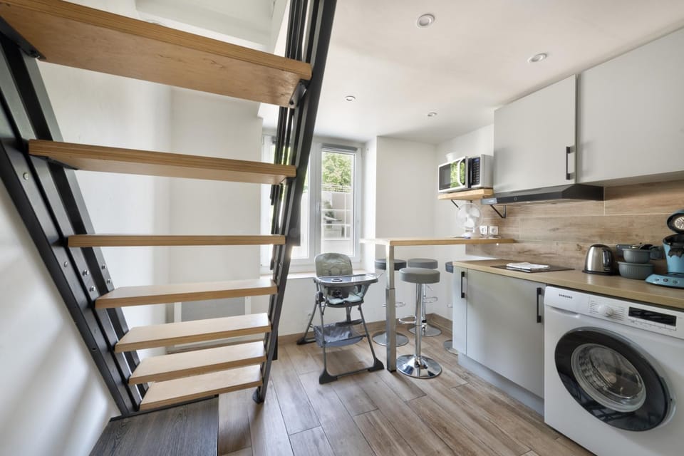 Duplex rénové parking gratuit Lyon 9 Apartment in Lyon