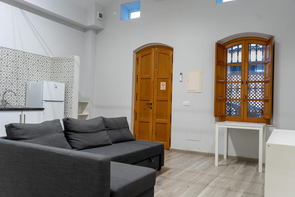 Living room, Lobby or reception, kitchen