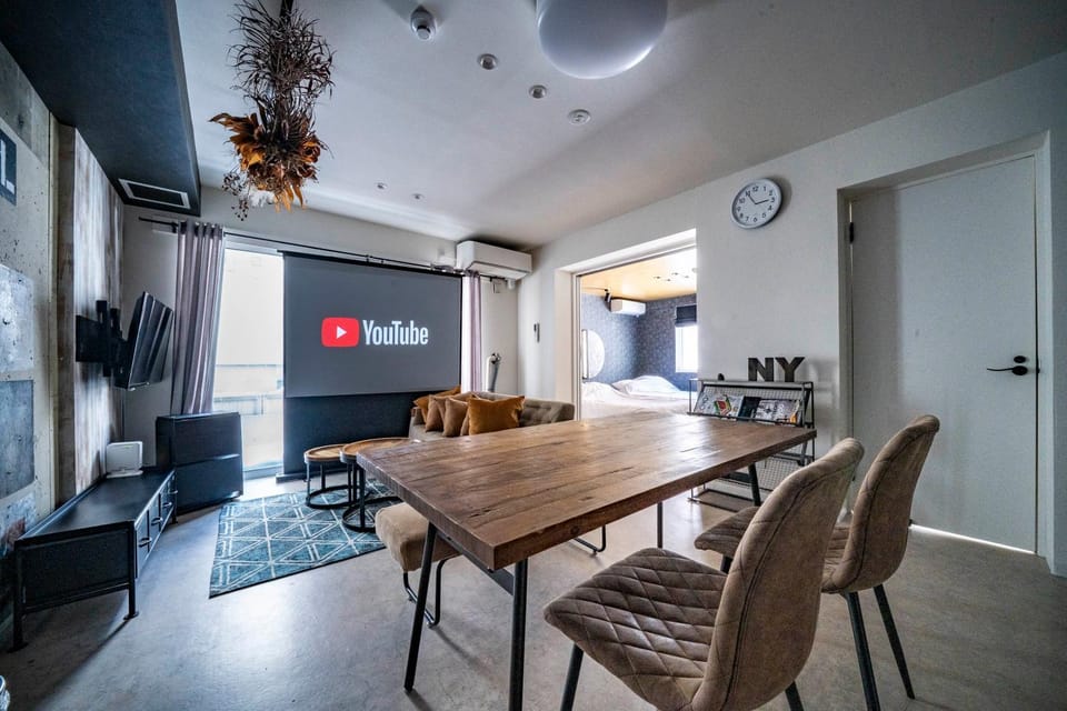 TV and multimedia, Living room, Dining area