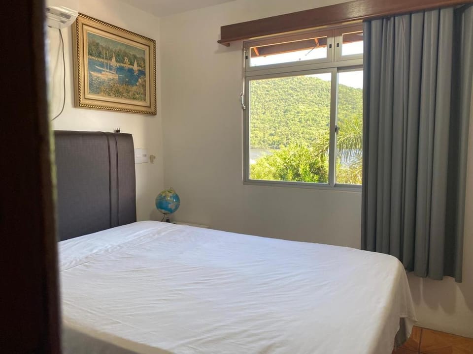 Recanto na beira da Lagoa no Rio Vermelho House in Florianopolis