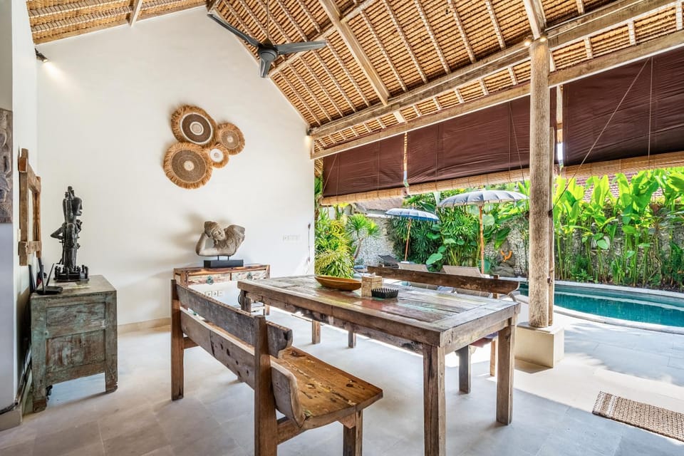 Villa Orora Canggu Batu Bolong Villa in North Kuta